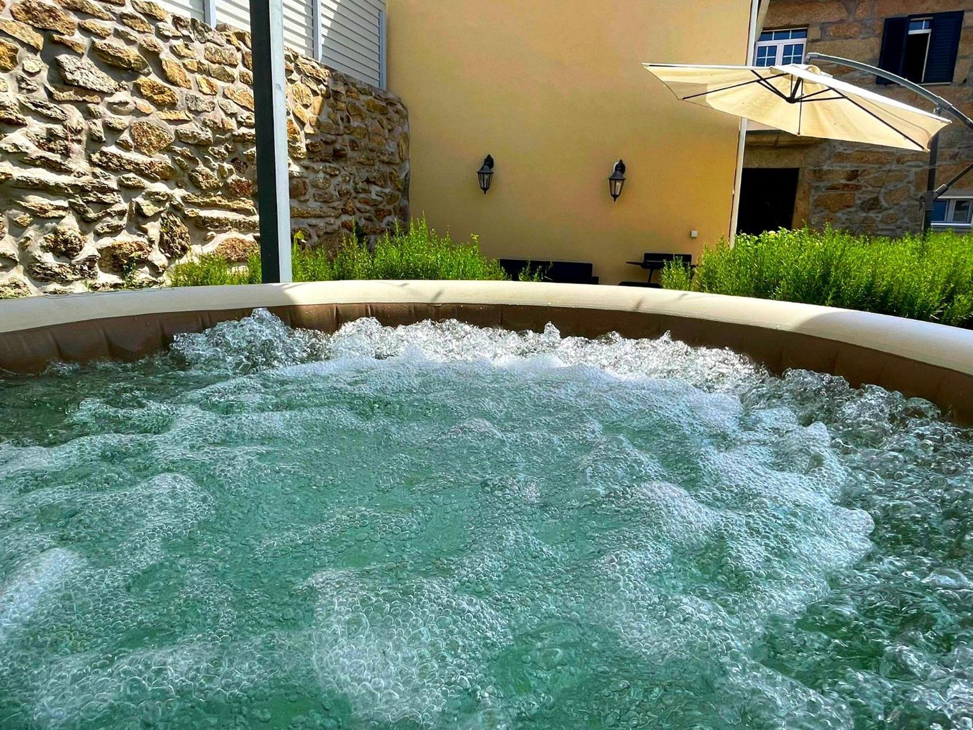 Cantinho D'Aldeia - Jacuzzi Guarda Eksteriør bilde